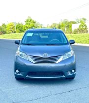2014 TOYOTA SIENNA VAN V6, 3.5 LITER XLE MINIVAN 4D