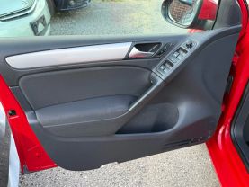 2011 VOLKSWAGEN GOLF