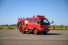 1997 TOYOTA DYNA TRUCK 15B FIRE TRUCK