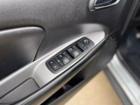 2019 DODGE JOURNEY SE SPORT UTILITY 4D