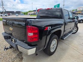 2008 CHEVROLET SILVERADO 1500 CREW CAB PICKUP V8, FLEX FUEL, 5.3 LITER LT PICKUP 4D 5 3/4 FT