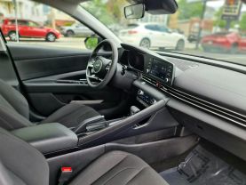 2023 Hyundai Elantra - Image 11