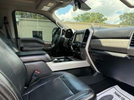 2019 FORD F250 SUPER DUTY CREW CAB