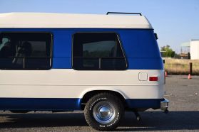 1994 GMC VANDURA 2500 VAN V8, 5.7 LITER VAN