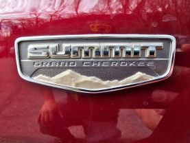 2018 JEEP GRAND CHEROKEE SUV V8, VVT, 5.7 LITER SUMMIT SPORT UTILITY 4D