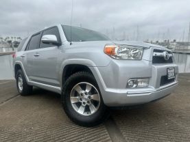 2013 TOYOTA 4RUNNER SUV V6, 4.0 LITER SR5 SPORT UTILITY 4D