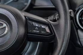 2019 TOYOTA YARIS SEDAN 4-CYL, 1.5 LITER LE SEDAN 4D