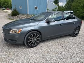 2018 VOLVO S60 SEDAN 4-CYL, DRIVE-E, TURBO, 2.0 LITER T5 INSCRIPTION SEDAN 4D at T&T Repairables - used car dealership in Spencer, Indiana.