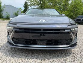 2024 HYUNDAI SONATA HYBRID SEDAN 4-CYL, HYBRID, GDI, 2.0 LITER LIMITED SEDAN 4D at T&T Repairables - used car dealership in Spencer, Indiana.