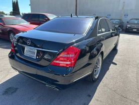 2012 MERCEDES-BENZ S-CLASS SEDAN V8, TWIN TURBO, 4.6 LITER S 550 SEDAN 4D