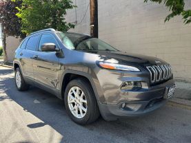 2017 JEEP CHEROKEE SUV V6, 3.2 LITER LATITUDE SPORT UTILITY 4D