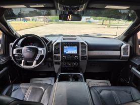 2017 FORD F250 SUPER DUTY CREW CAB PICKUP V8, TURBO DIESEL, 6.7L PLATINUM PICKUP 4D 6 3/4 FT
