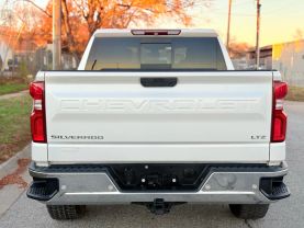 2019 CHEVROLET SILVERADO 1500 CREW CAB PICKUP V8, ECOTEC3, DFM, 5.3 LITER LTZ PICKUP 4D 5 3/4 FT