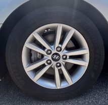 2016 Hyundai Sonata - Image 20