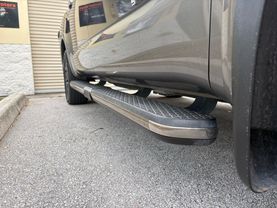 2017 NISSAN TITAN CREW CAB