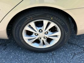 2005 TOYOTA CAMRY SEDAN V6, 3.0 LITER LE SEDAN 4D