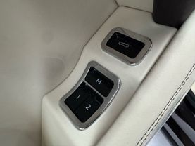 2017 BENTLEY BENTAYGA SUV W12, TWIN TURBO, 6.0 LITER W12 SPORT UTILITY 4D