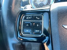 2014 Chrysler 300 - Image 16