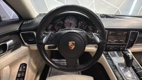2013 PORSCHE PANAMERA