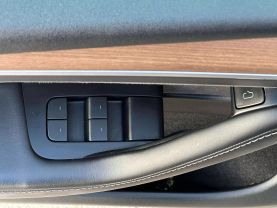 2023 TESLA MODEL Y SUV DUAL AC ELECTRIC MOTORS LONG RANGE SPORT UTILITY 4D