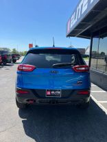 2017 JEEP CHEROKEE SUV V6, 3.2 LITER TRAILHAWK SPORT UTILITY 4D