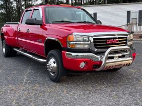 2004 GMC SIERRA 3500 CREW CAB PICKUP V8, TURBO DIESEL, 6.6L SLT PICKUP 4D 8 FT