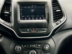 2019 JEEP CHEROKEE SUV - AUTOMATIC - Dart Auto Group