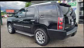 2014 Gmc Yukon Denali Sport Utility 4d - Image 3