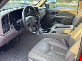 2004 GMC SIERRA 3500 CREW CAB PICKUP V8, TURBO DIESEL, 6.6L SLT PICKUP 4D 8 FT