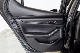 2019 MAZDA MAZDA3 HATCHBACK 4-CYL, SKYACTIV-G, 2.5 LITER PREMIUM HATCHBACK 4D