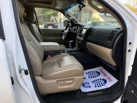 2015 TOYOTA SEQUOIA SUV V8, 5.7 LITER LIMITED SPORT UTILITY 4D