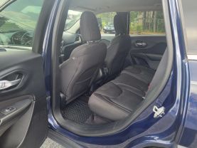 2016 JEEP CHEROKEE SUV V6, 3.2 LITER LATITUDE SPORT UTILITY 4D