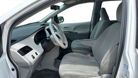 2014 TOYOTA SIENNA VAN V6, 3.5 LITER L MINIVAN 4D