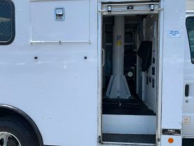 2019 FORD E350 SUPER DUTY CUTAWAY 36FT CABLE SPLICER BUCKET VAN ALTEC AT200A BUCKET TRUCKS V10, 6.8 LITER CUTAWAY VAN 2D - Eddies Auto Sales