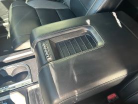 2021 TOYOTA TUNDRA CREWMAX PICKUP V8, 5.7 LITER LIMITED PICKUP 4D 5 1/2 FT