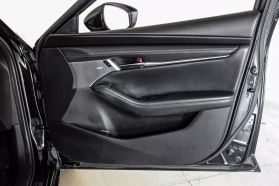 2019 MAZDA MAZDA3 HATCHBACK 4-CYL, SKYACTIV-G, 2.5 LITER PREMIUM HATCHBACK 4D