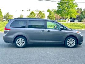 2014 TOYOTA SIENNA VAN V6, 3.5 LITER XLE MINIVAN 4D