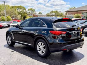 2017 INFINITI QX70