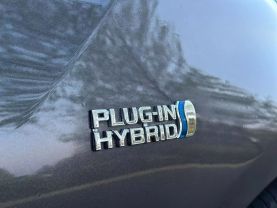 2017 TOYOTA PRIUS PRIME