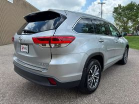 2018 TOYOTA HIGHLANDER SUV V6, 3.5 LITER XLE SPORT UTILITY 4D