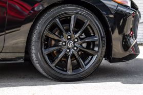 2019 MAZDA MAZDA3 HATCHBACK 4-CYL, SKYACTIV-G, 2.5 LITER PREMIUM HATCHBACK 4D