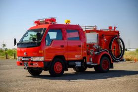 1997 TOYOTA DYNA TRUCK 15B FIRE TRUCK
