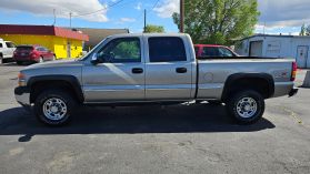 2001 GMC SIERRA 2500 HD CREW CAB PICKUP V8, TURBO DIESEL, 6.6L SHORT BED