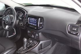 2019 Jeep Compass - Image 10