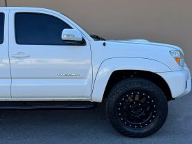 2012 TOYOTA TACOMA DOUBLE CAB PICKUP V6, 4.0 LITER PRERUNNER PICKUP 4D 5 FT