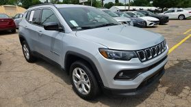 2024 Jeep Compass - Image 3