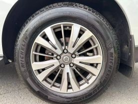 2017 NISSAN PATHFINDER