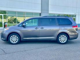 2014 TOYOTA SIENNA VAN V6, 3.5 LITER XLE MINIVAN 4D