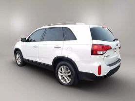 2014 KIA SORENTO SUV 4-CYL, GDI, 2.4 LITER LX SPORT UTILITY 4D at The One Autosales Inc in Phoenix , AZ 85022  33.60461470880989, -112.03641575767358