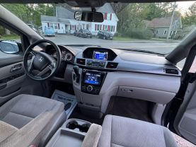 2015 Honda Odyssey - Image 6